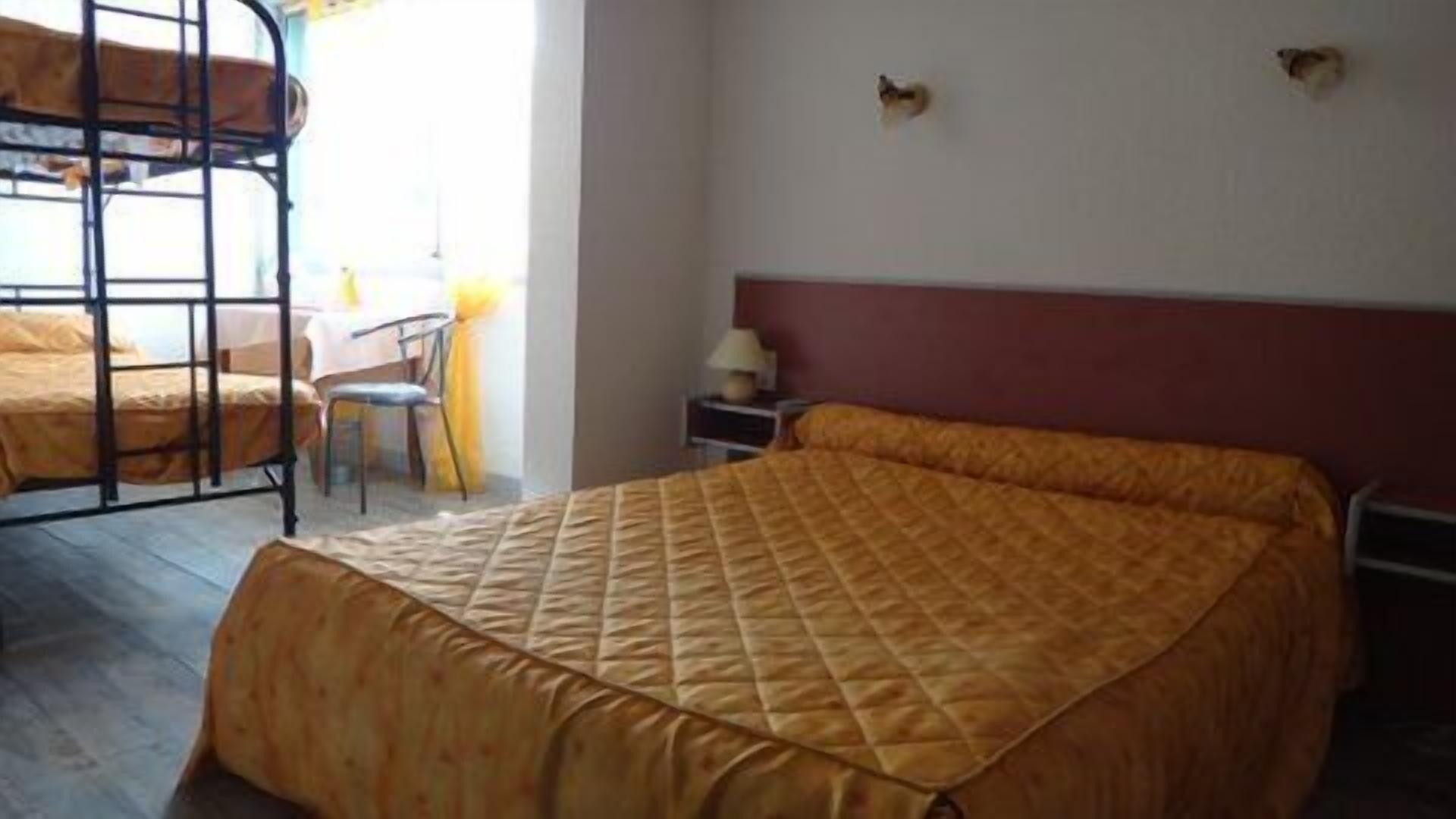 Hotel Au Val Dore La Bourboule Dış mekan fotoğraf