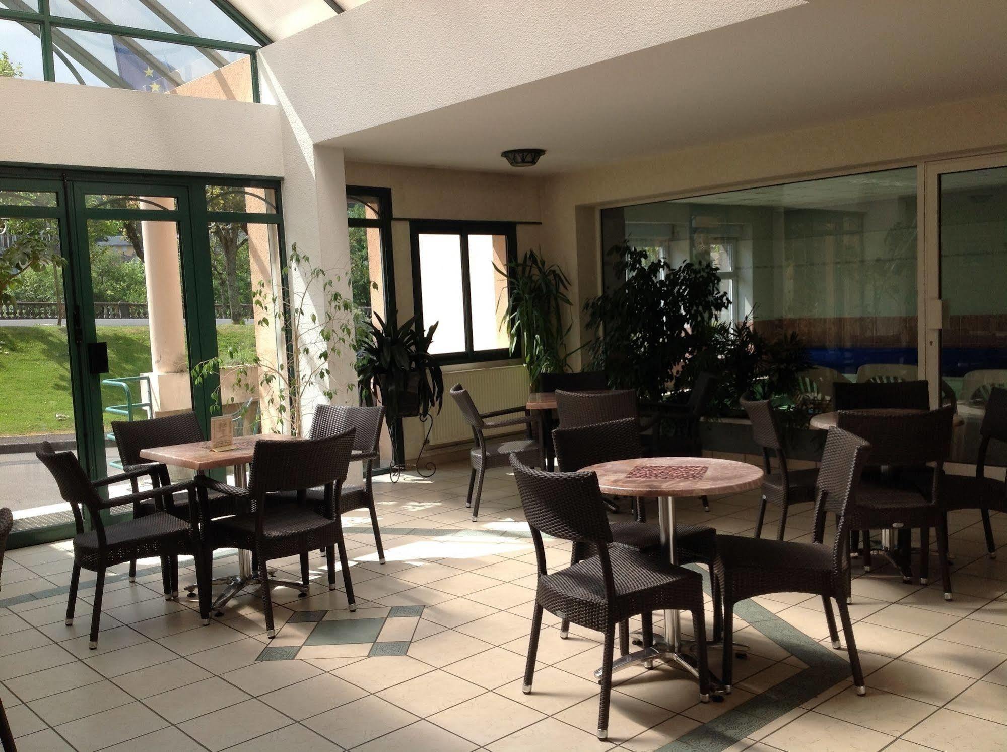 Hotel Au Val Dore La Bourboule Dış mekan fotoğraf