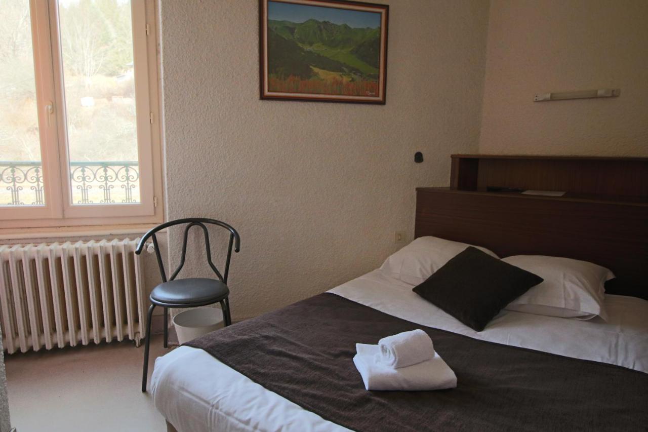 Hotel Au Val Dore La Bourboule Dış mekan fotoğraf
