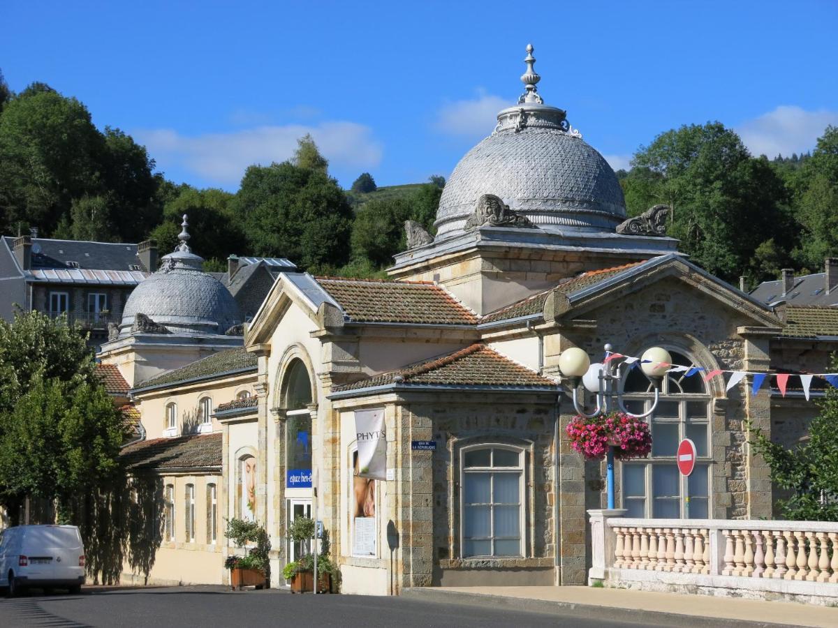 Hotel Au Val Dore La Bourboule Dış mekan fotoğraf